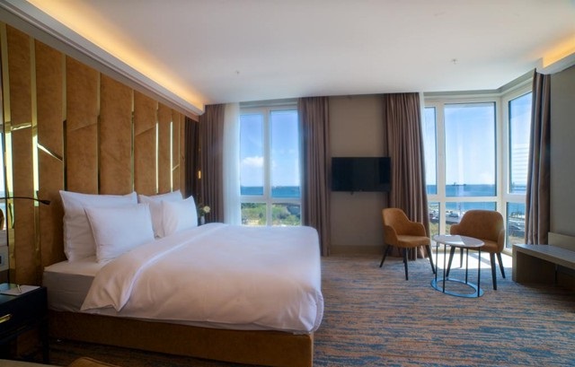 Junior Suite  with Sea view and Balcony
